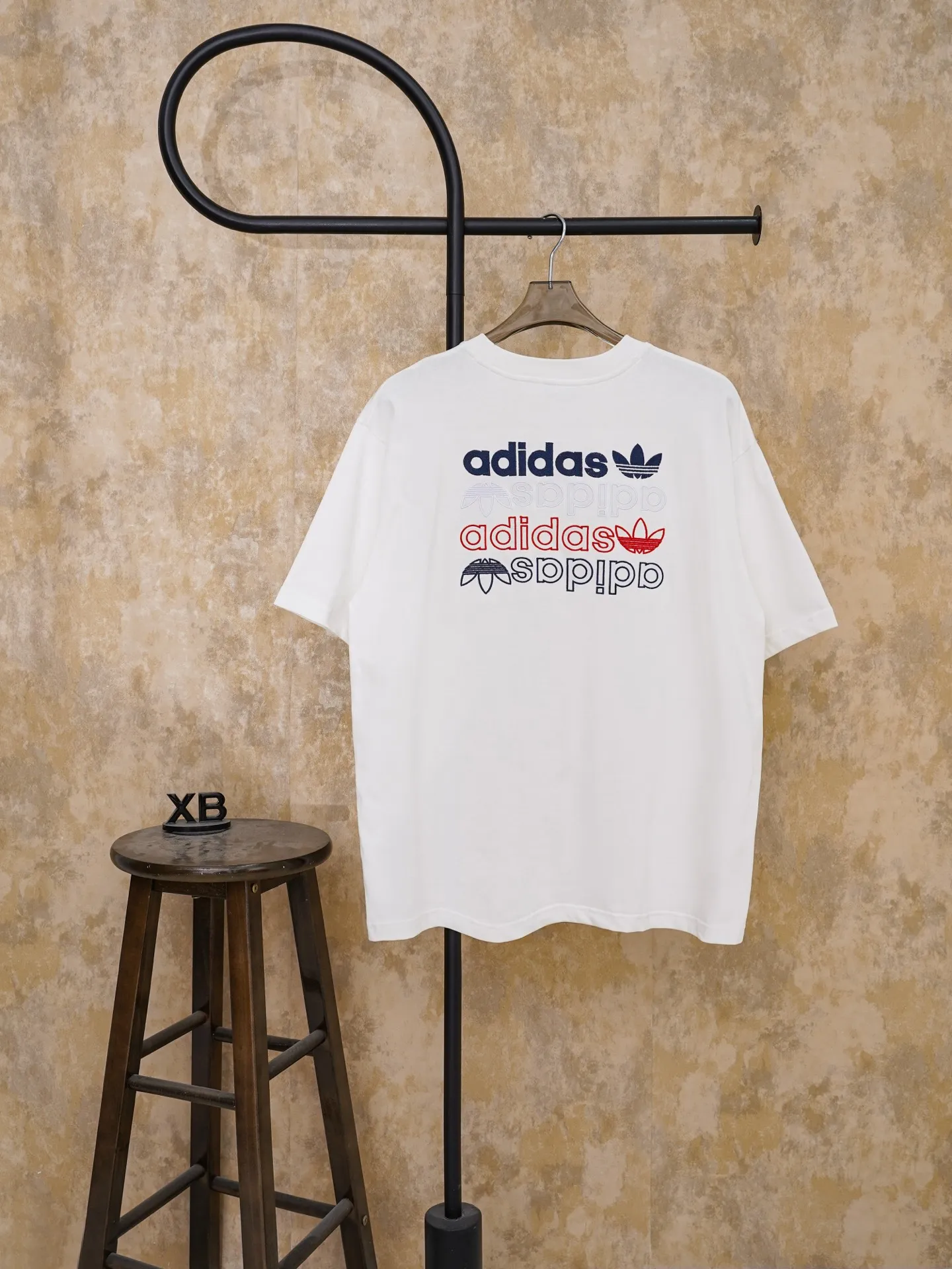 Model number Oversize loose version, can be worn up to 220, fit below loose, original matching accessories 1:1, main mark technology, very Premium Color: White Black Size: S-XL